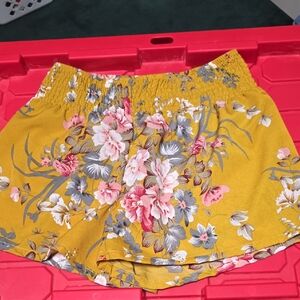 SHEIN Yellow Floral Women's Shorts